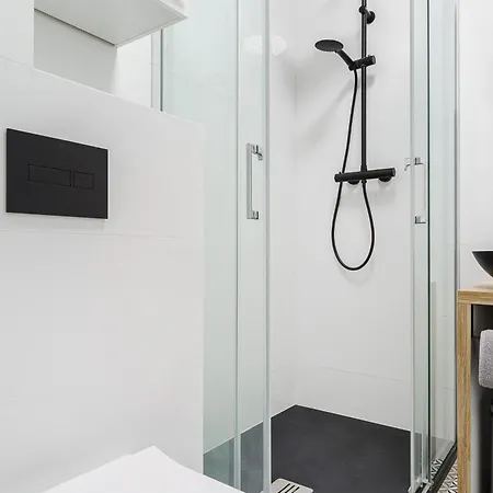 P&o Apartments- Cozy In The Centre