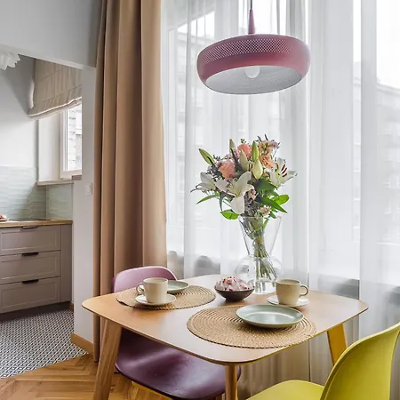 P&o Apartments- Cozy In The Centre